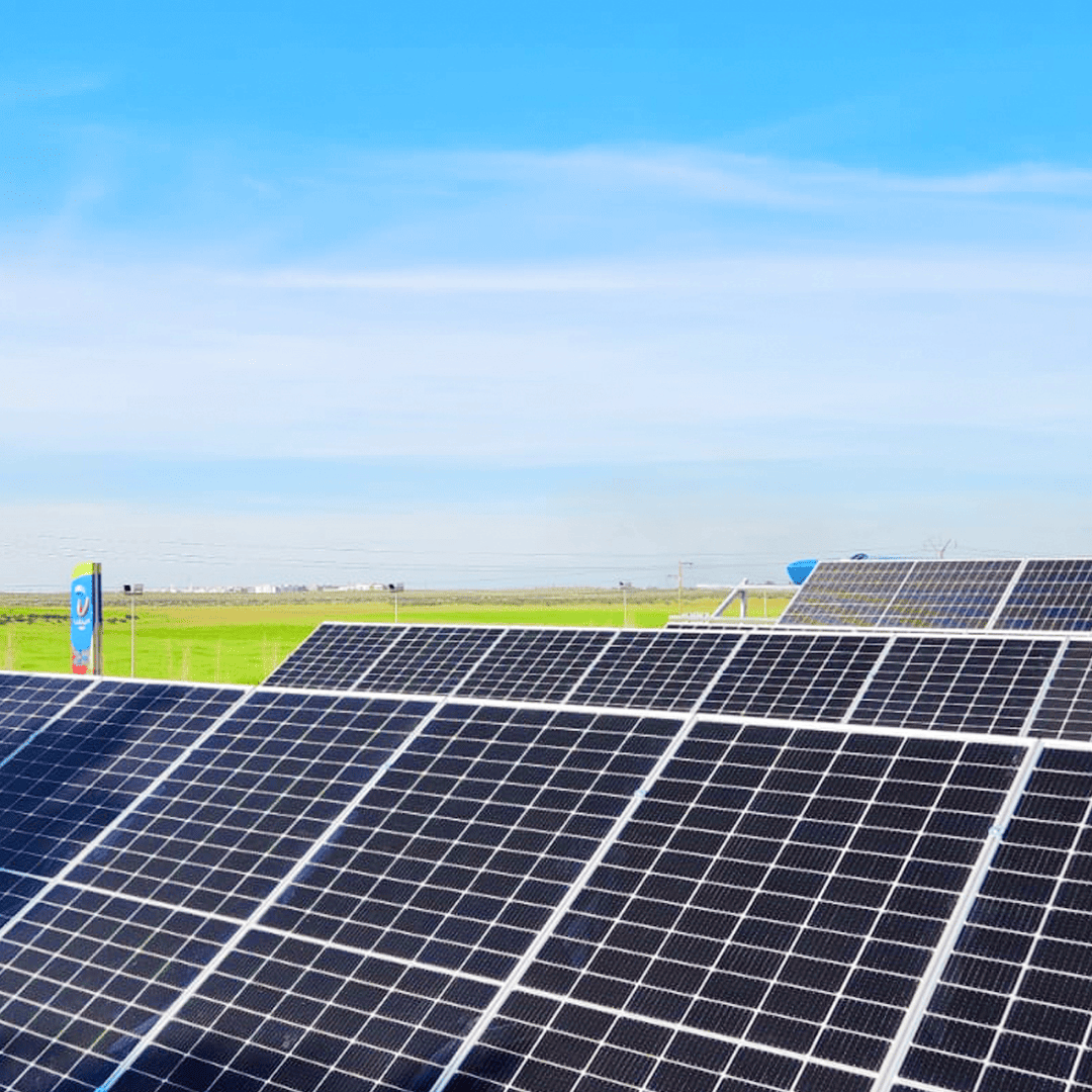 Installation solaire pour la station-service Africa à Tit Mellil